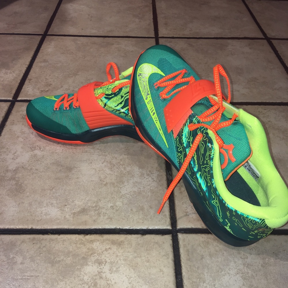 kevin durant zoom 10